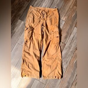 American Eagle Outfitters Women’s Cargo Pants in Tan